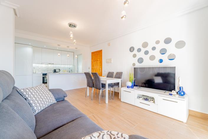 Image No.8-2 Bed Apartment for sale