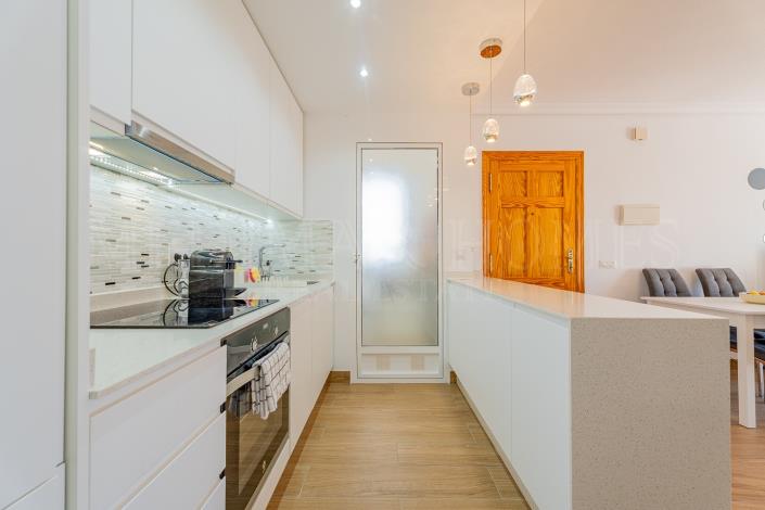 Image No.11-2 Bed Apartment for sale