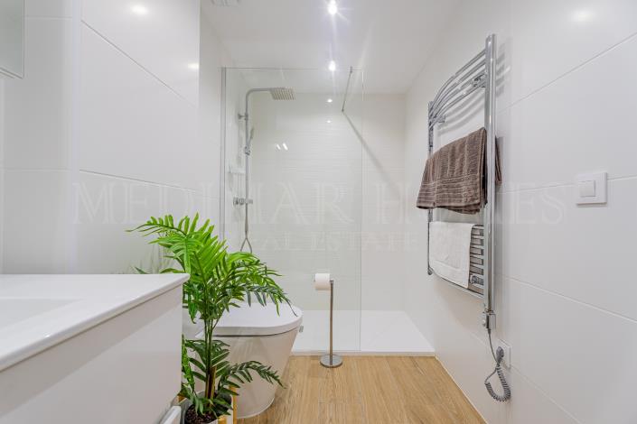 Image No.21-2 Bed Apartment for sale