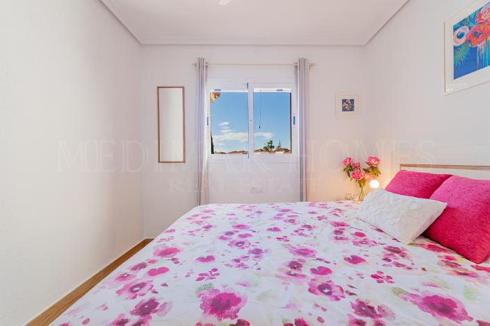 Image No.24-2 Bed Apartment for sale