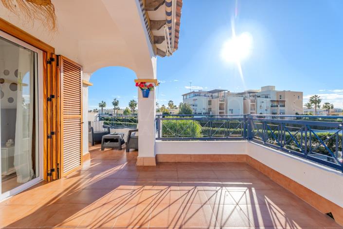 Image No.32-2 Bed Apartment for sale