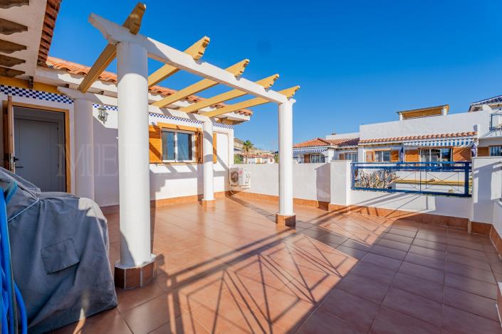 Image No.40-2 Bed Apartment for sale