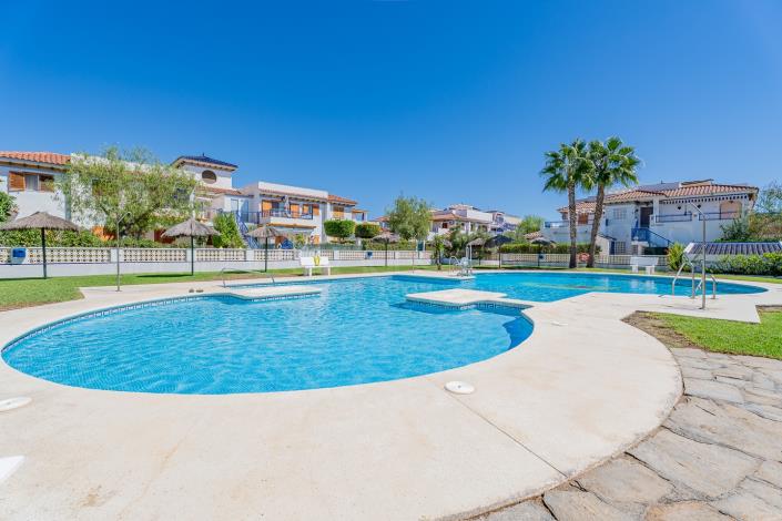 Image No.45-2 Bed Apartment for sale