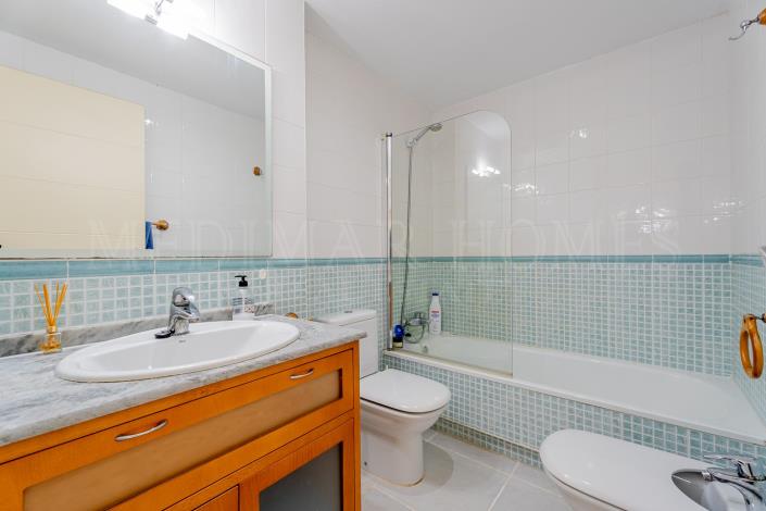 Image No.23-2 Bed Apartment for sale