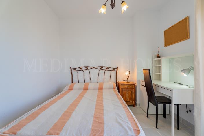 Image No.26-2 Bed Apartment for sale