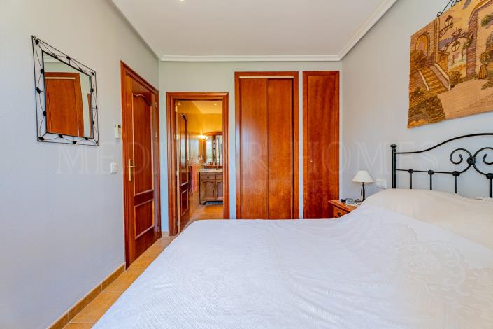 Image No.21-1 Bed Apartment for sale