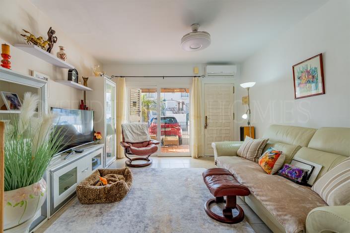 Image No.9-3 Bed Townhouse for sale