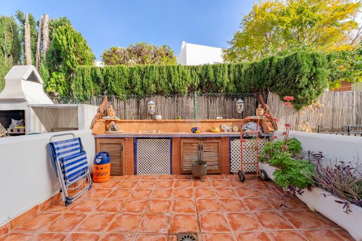 Image No.21-3 Bed Townhouse for sale