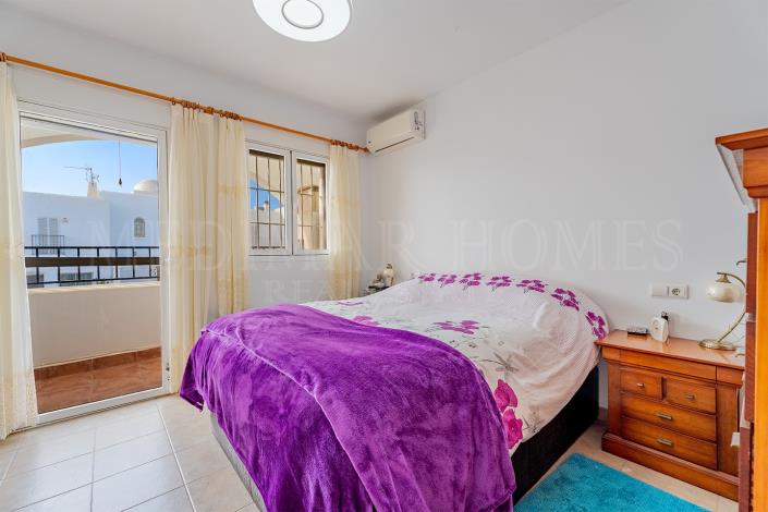 Image No.23-3 Bed Townhouse for sale