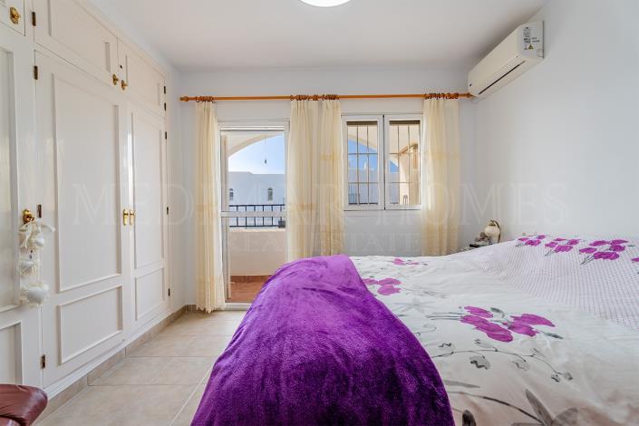 Image No.24-3 Bed Townhouse for sale