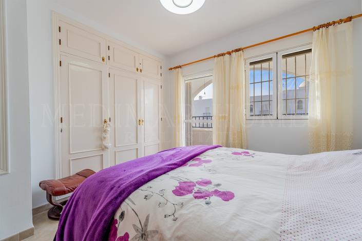 Image No.25-3 Bed Townhouse for sale