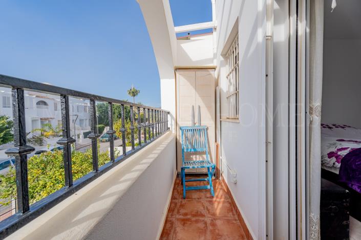 Image No.28-3 Bed Townhouse for sale