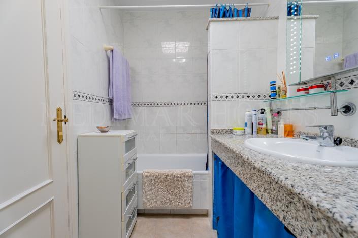 Image No.30-3 Bed Townhouse for sale