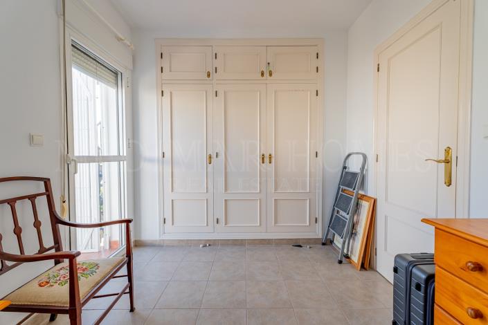 Image No.36-3 Bed Townhouse for sale