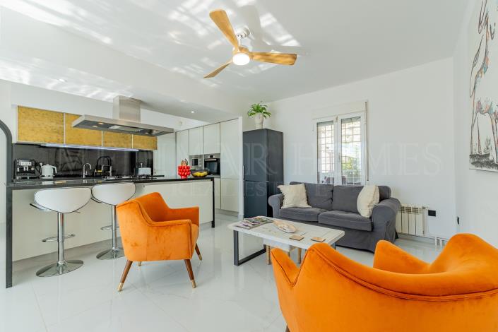 Image No.12-4 Bed Villa / Detached for sale