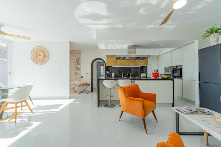 Image No.13-4 Bed Villa / Detached for sale