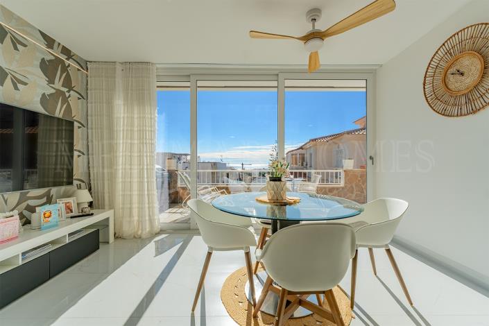 Image No.15-4 Bed Villa / Detached for sale