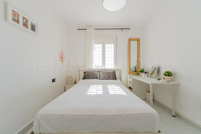 Image No.39-4 Bed Villa / Detached for sale