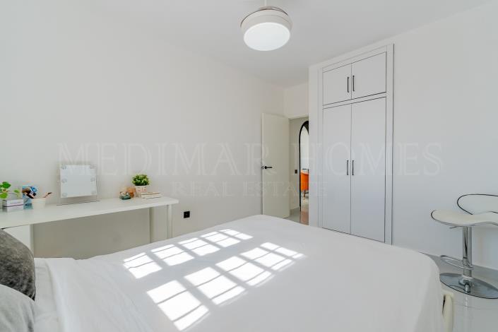 Image No.40-4 Bed Villa / Detached for sale