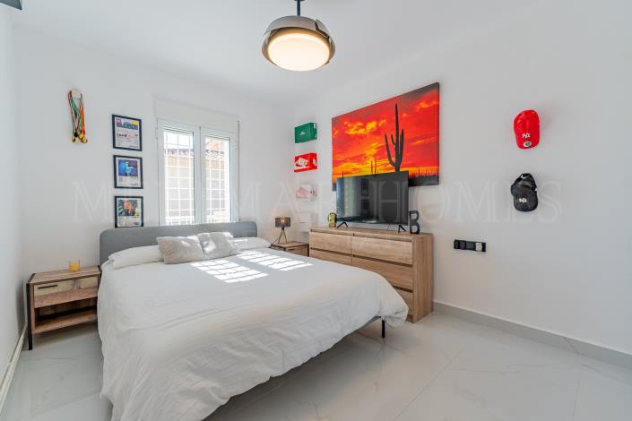 Image No.41-4 Bed Villa / Detached for sale