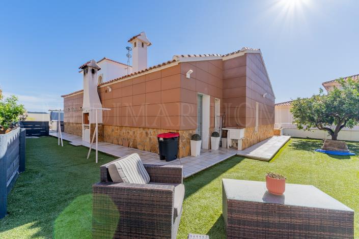 Image No.48-4 Bed Villa / Detached for sale