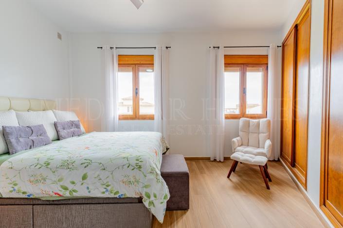 Image No.17-2 Bed Apartment for sale