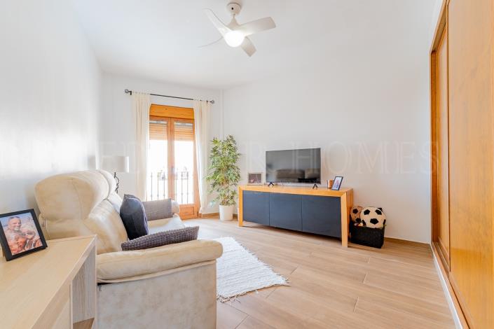 Image No.23-2 Bed Apartment for sale