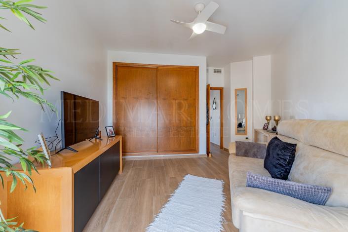 Image No.25-2 Bed Apartment for sale