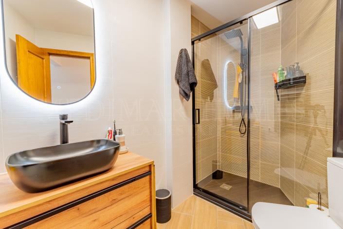 Image No.28-2 Bed Apartment for sale