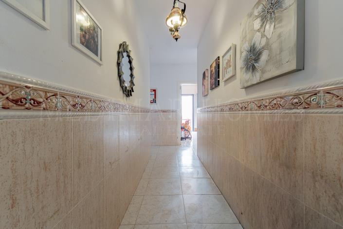 Image No.4-4 Bed Townhouse for sale