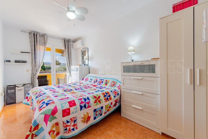 Image No.24-3 Bed Townhouse for sale