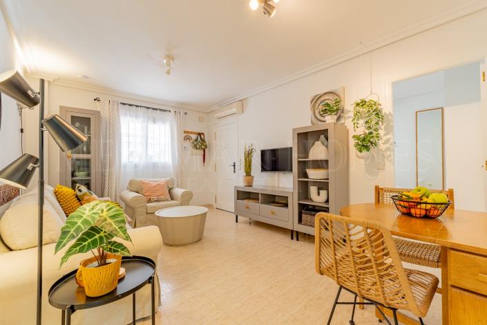 Image No.20-2 Bed Apartment for sale