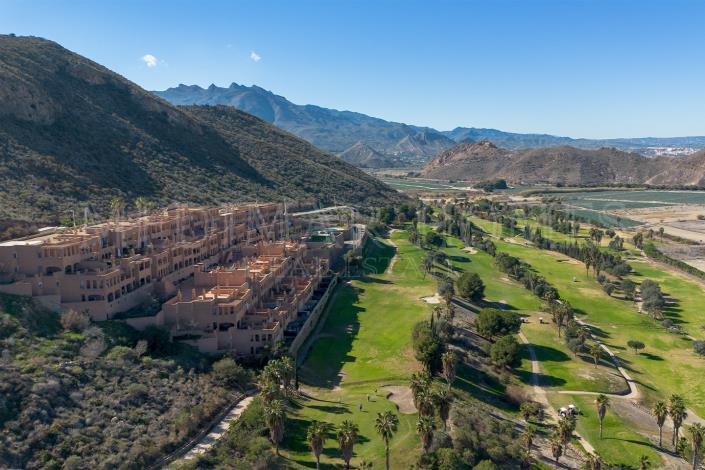 Image No.38-2 Bed Apartment for sale