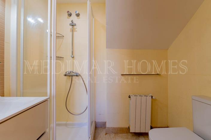 Image No.22-2 Bed Apartment for sale