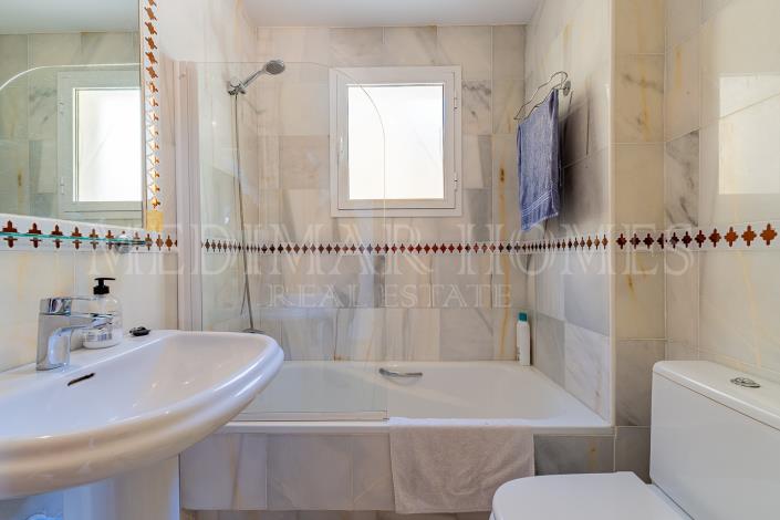 Image No.21-2 Bed Apartment for sale