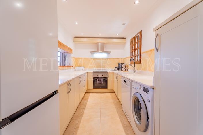Image No.5-3 Bed Townhouse for sale