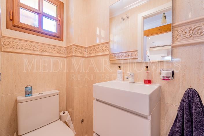 Image No.18-3 Bed Townhouse for sale