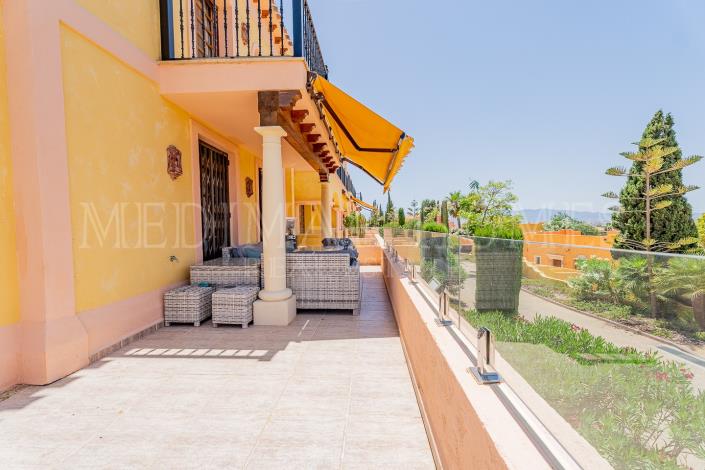 Image No.22-3 Bed Townhouse for sale