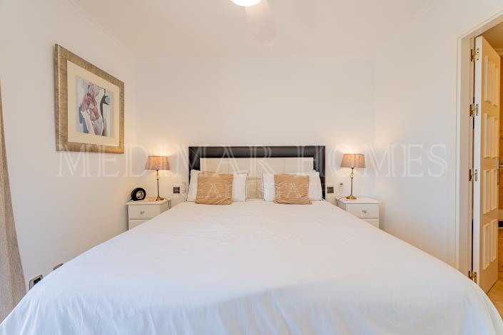 Image No.35-3 Bed Townhouse for sale