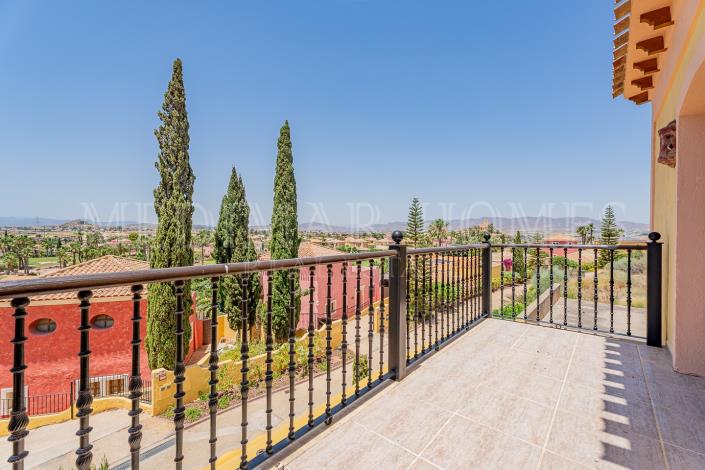 Image No.40-3 Bed Townhouse for sale