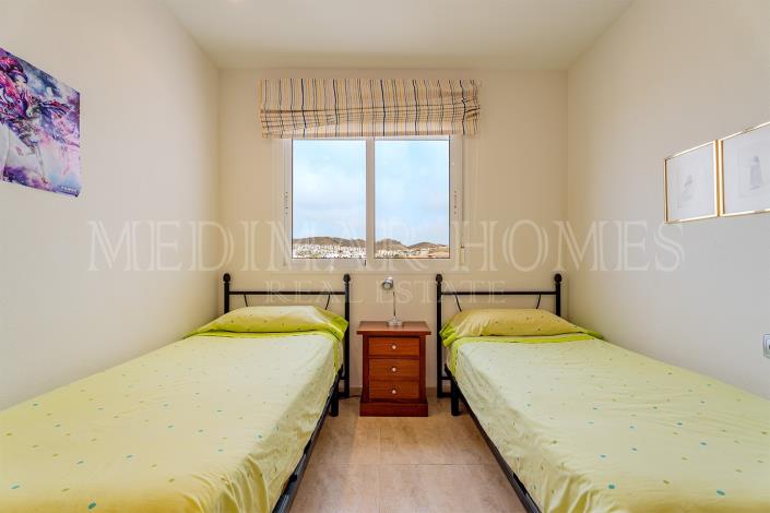 Image No.20-2 Bed Apartment for sale