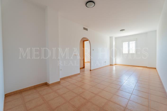 Image No.3-3 Bed Apartment for sale