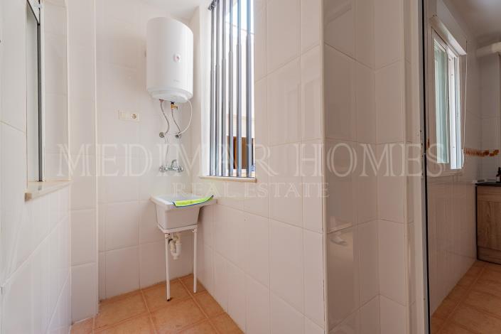 Image No.12-3 Bed Apartment for sale