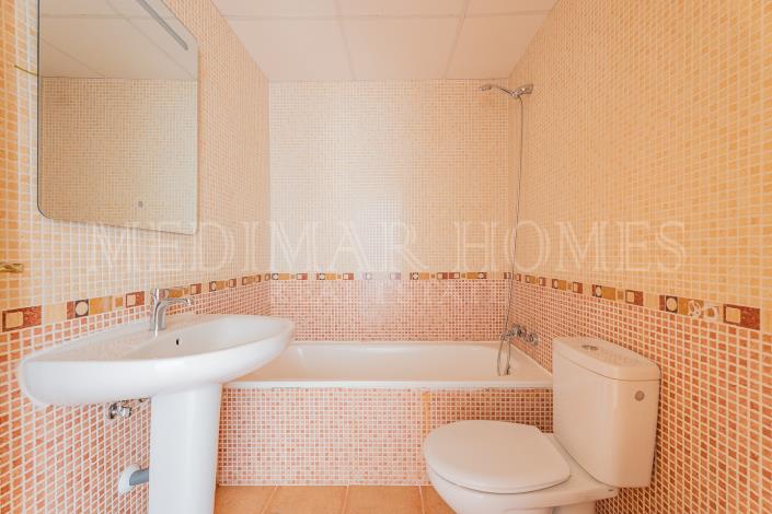 Image No.19-3 Bed Apartment for sale