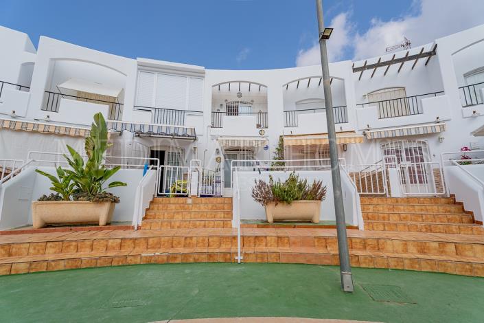 Image No.3-2 Bed Townhouse for sale