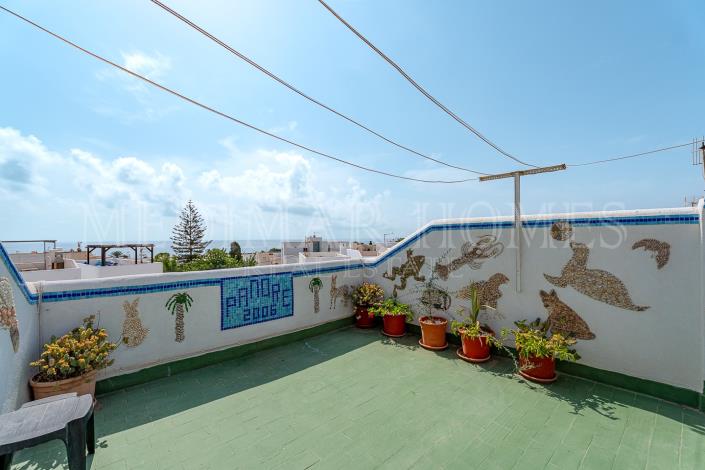 Image No.40-2 Bed Townhouse for sale