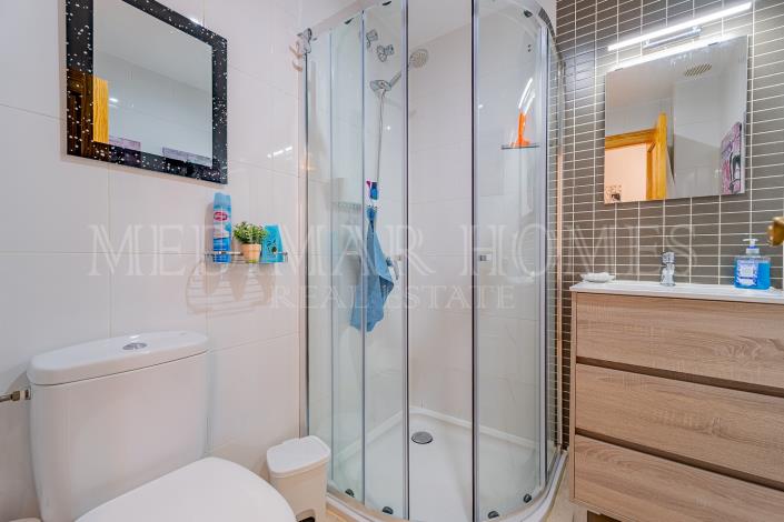 Image No.17-2 Bed Apartment for sale