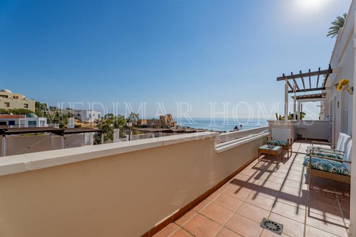 Image No.28-3 Bed Apartment for sale
