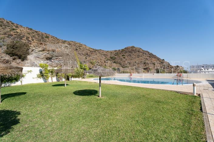 Image No.37-3 Bed Apartment for sale
