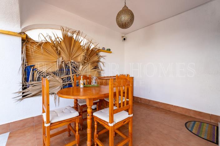 Image No.11-2 Bed Townhouse for sale